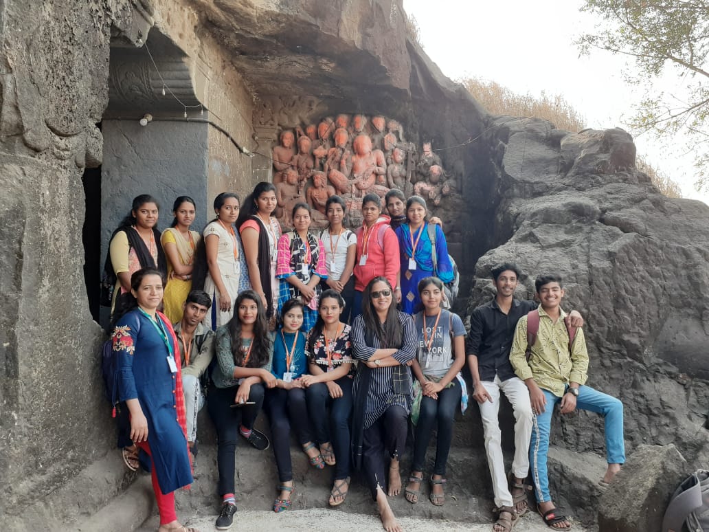 Students of Arts and BMM went to the historical visit to “Lonad Cave & Khandeshwasri mandir”